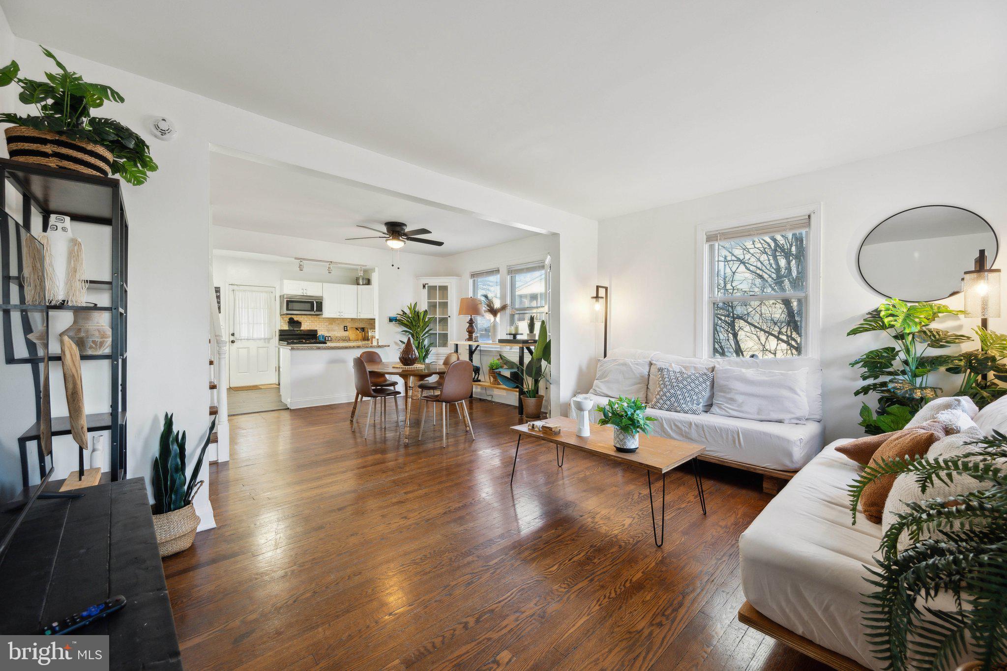 5308 Grindon Avenue Baltimore, MD 21214 - Photo 4 of 24