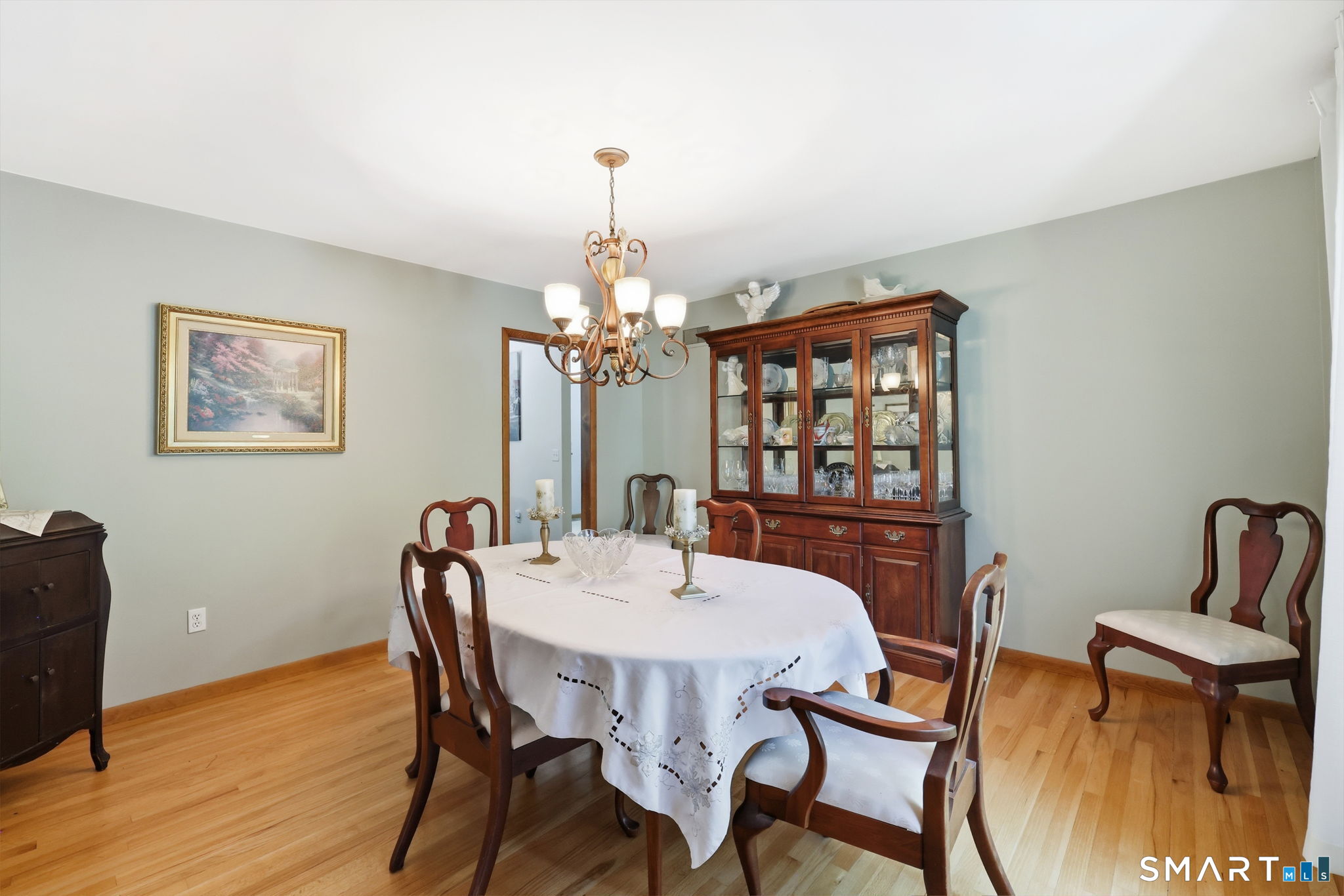 29 Foxwood Road Trumbull, CT 06611 - Photo 7 of 36