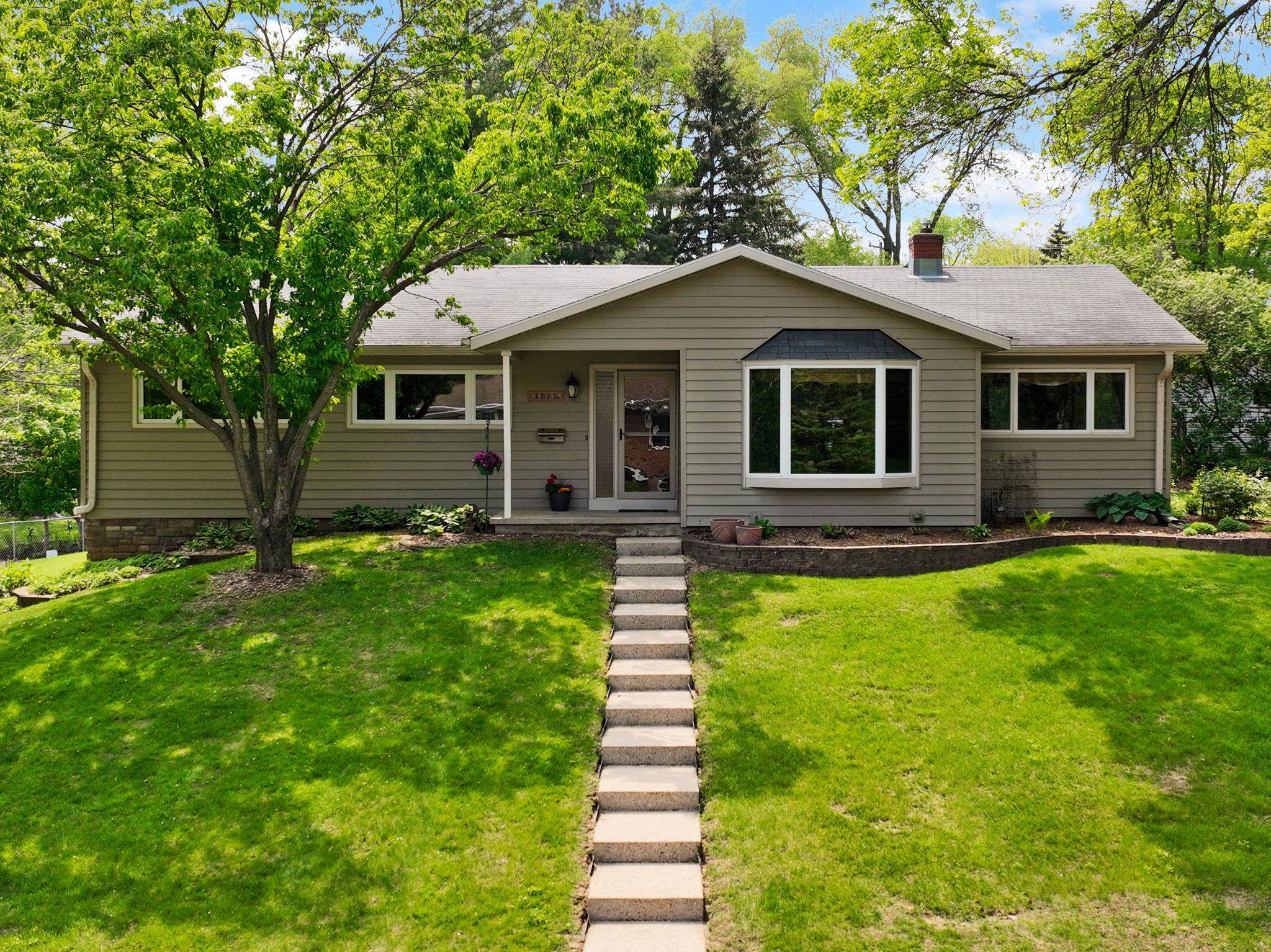 5815 Suffolk Road Madison, WI 53711 - Photo 1 of 1 Gallery Image 1