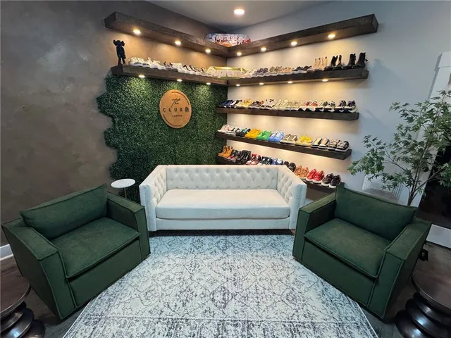 $850,000 | 215 Walden Pond Trail, Senoia, GA 30276