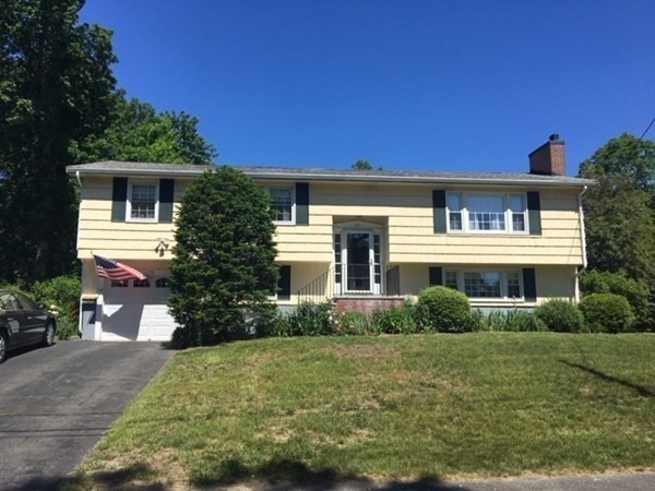 72 Yarmouth Road Norwood, MA 02062 - Photo 2 of 25 Gallery Image 2