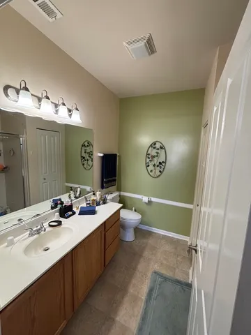 $325,000 | 640 Schumann Street, Woodstock, IL 60098