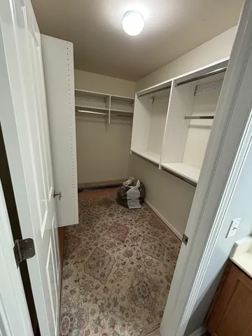 $325,000 | 640 Schumann Street, Woodstock, IL 60098