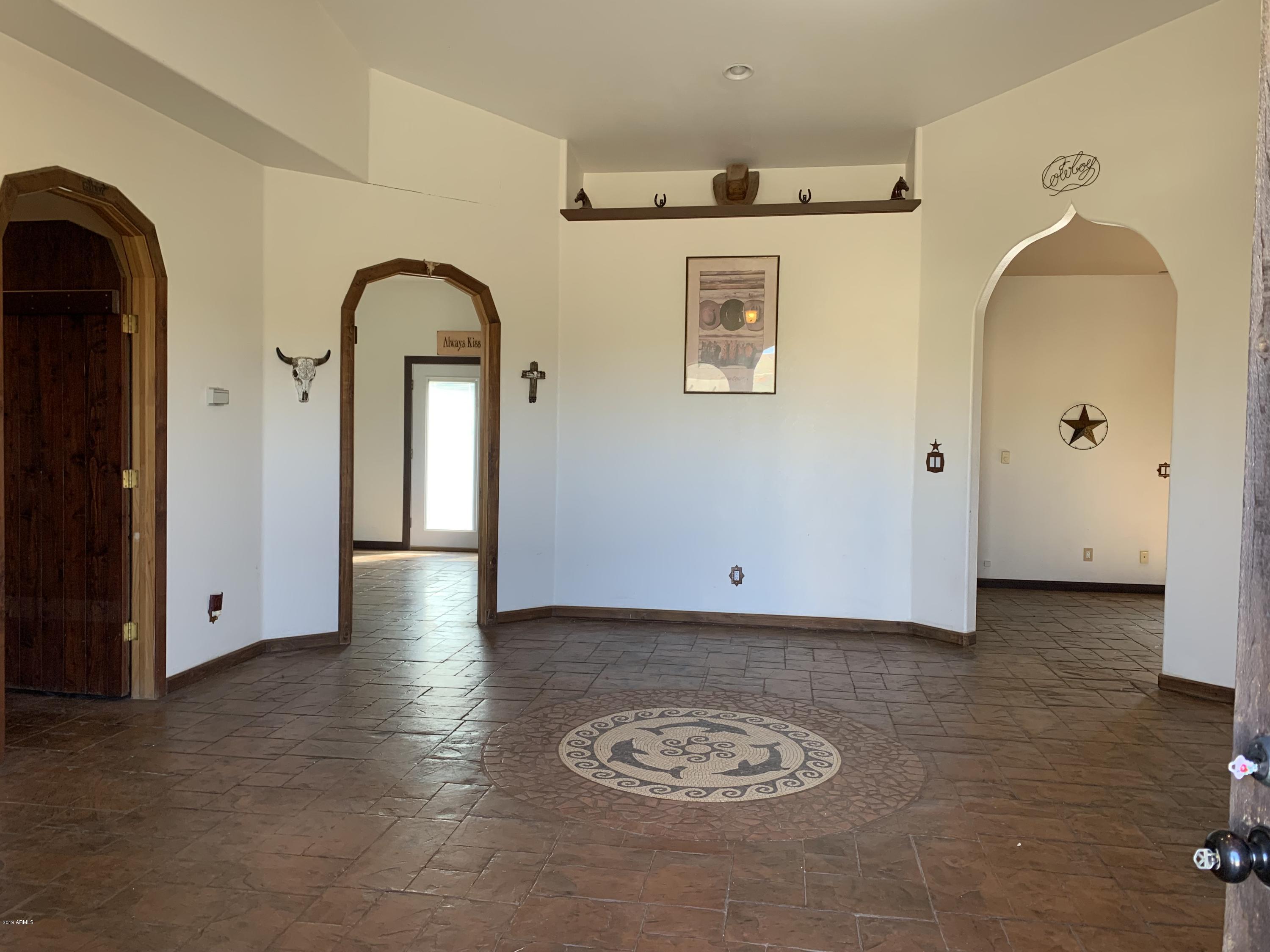19984 East Antelope Road Mayer, AZ 86333 - Photo 3 of 27 Entry 1
