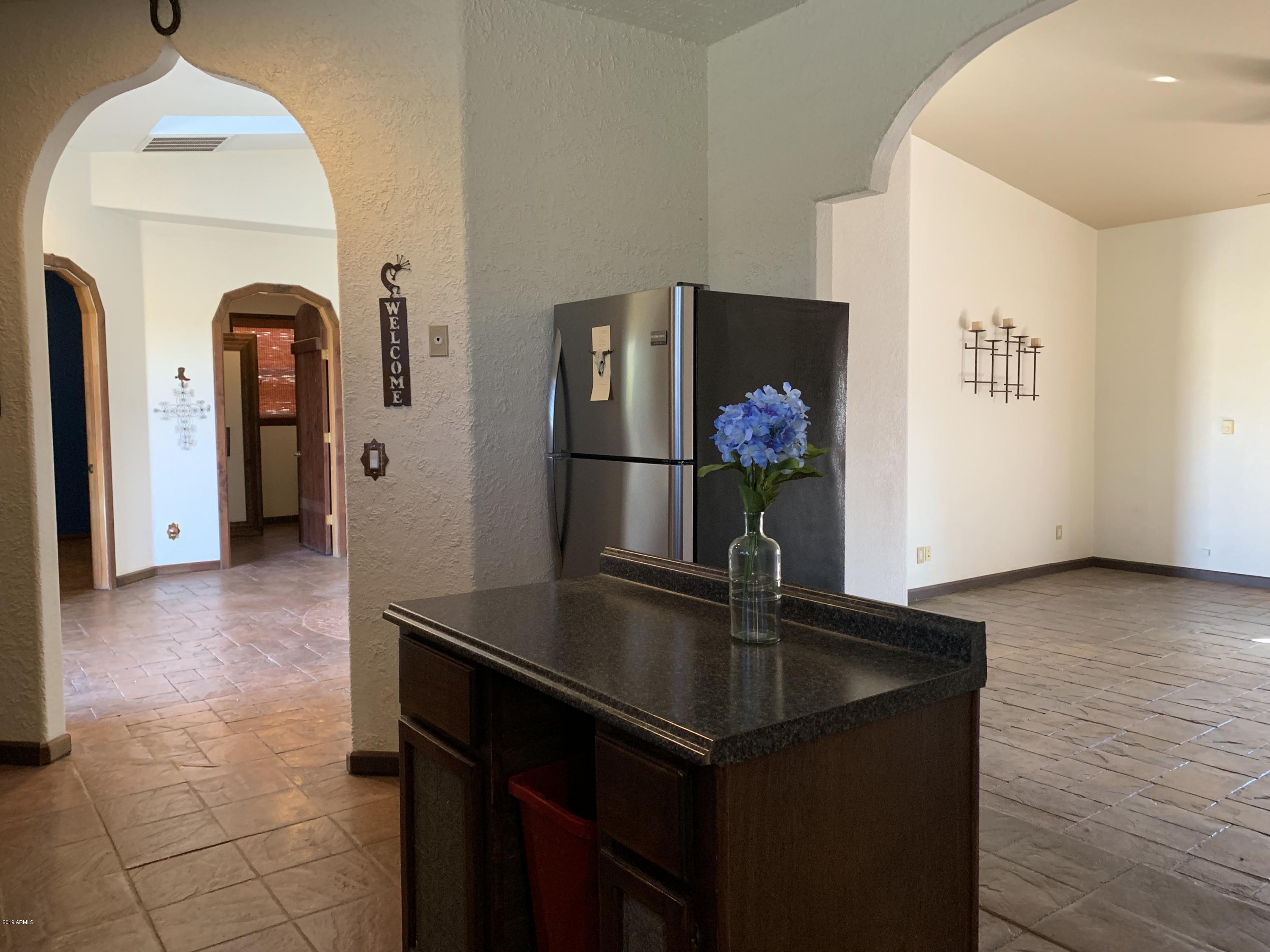 19984 East Antelope Road Mayer, AZ 86333 - Photo 8 of 27 Kitchen