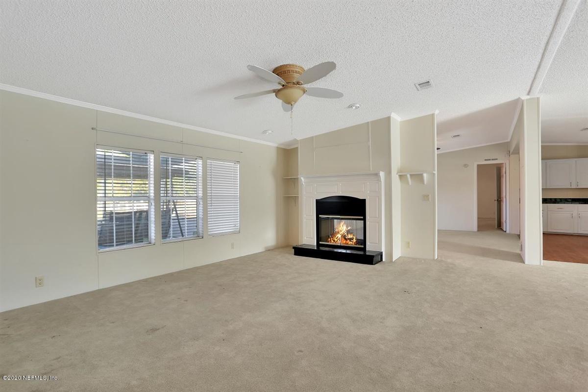 13285 Grover Road Jacksonville, FL 32226 - Photo 3 of 19 03-Living Room
