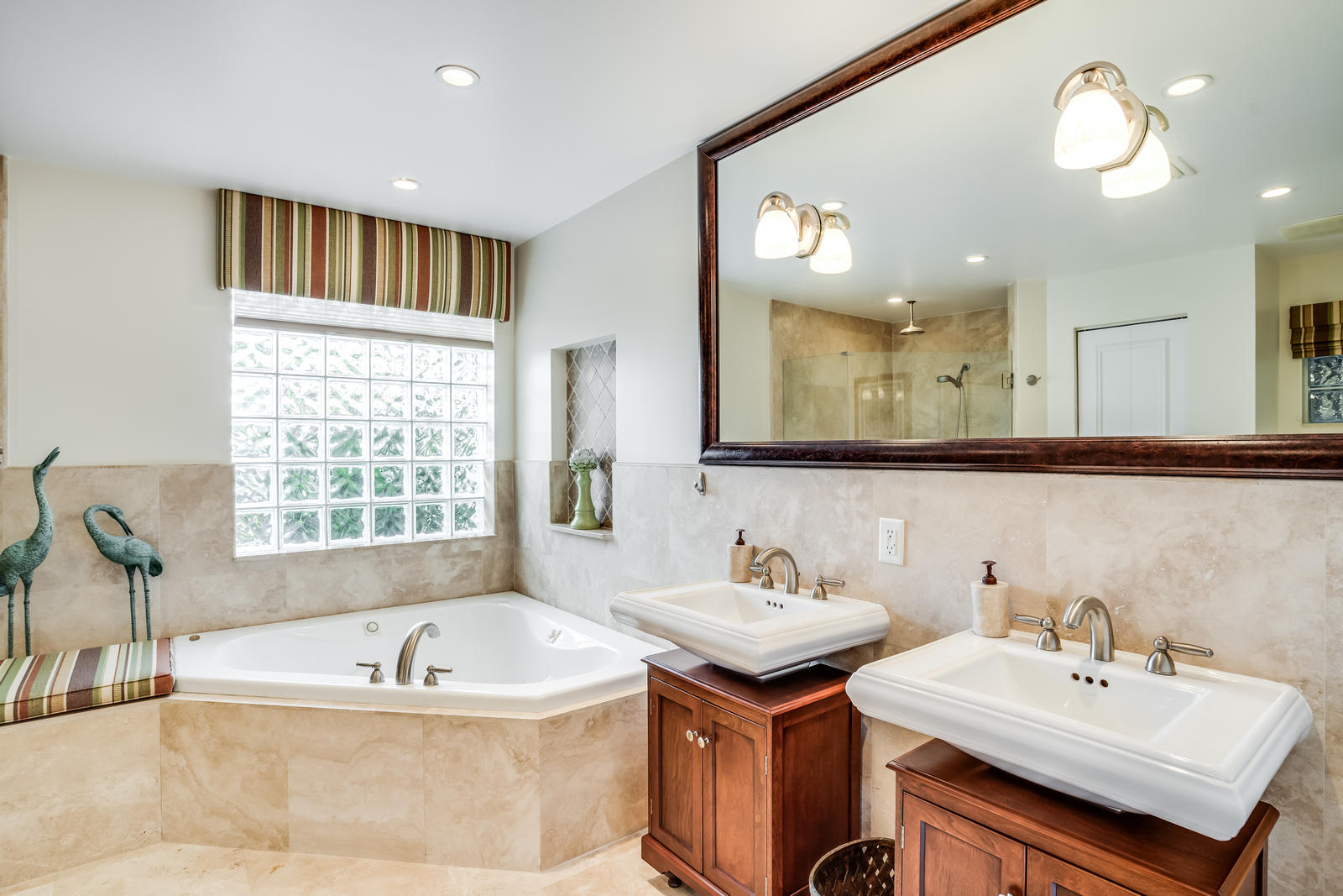 134 Gregory Road West Palm Beach, FL 33405 - Photo 17 of 41 Master Bathroom