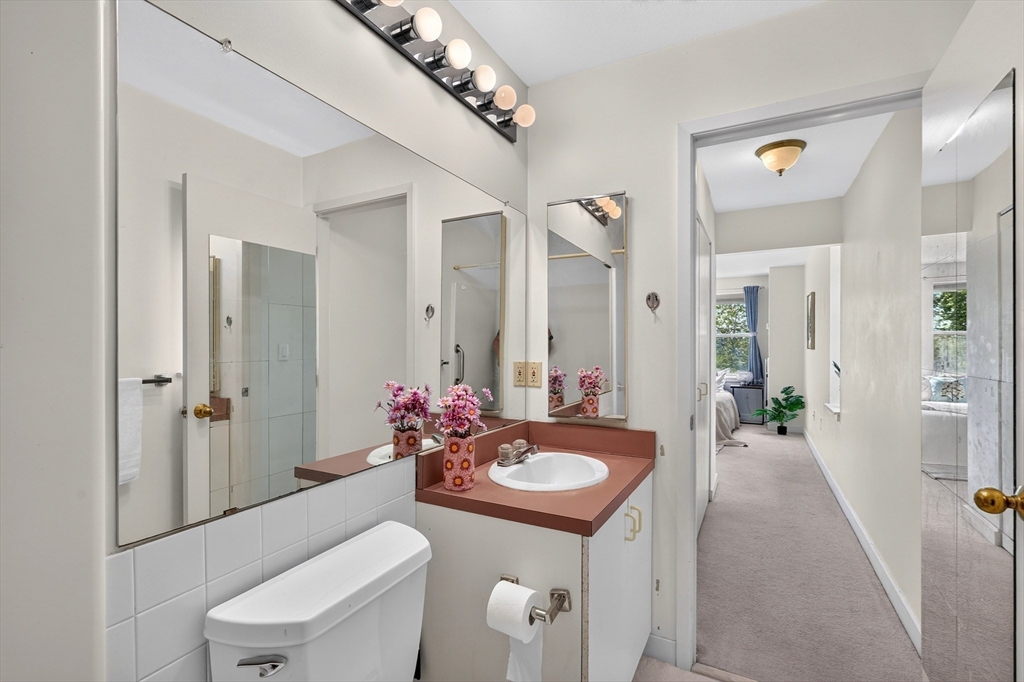 269 Cambridge Road, Unit 608 Woburn, MA 01801 - Photo 19 of 38