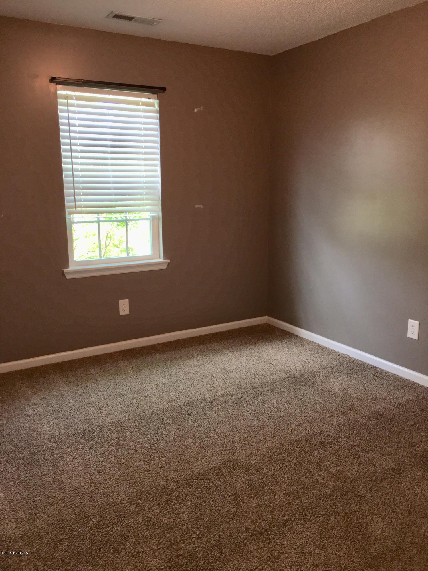 211 Hackney Ridge Lane Jacksonville, NC 28540 - Photo 12 of 16 2nd Bedroom