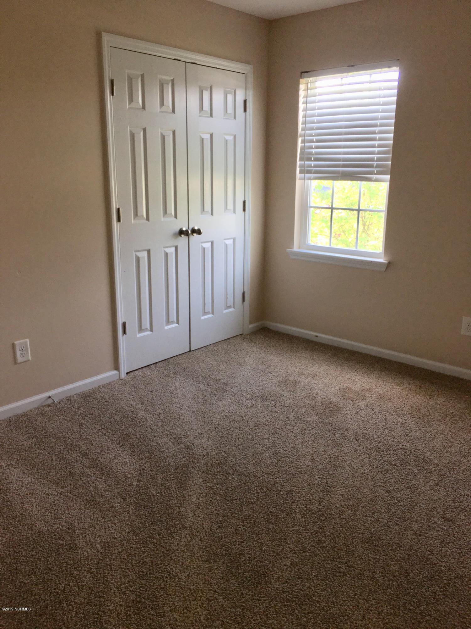 211 Hackney Ridge Lane Jacksonville, NC 28540 - Photo 10 of 16 1st Bedroom