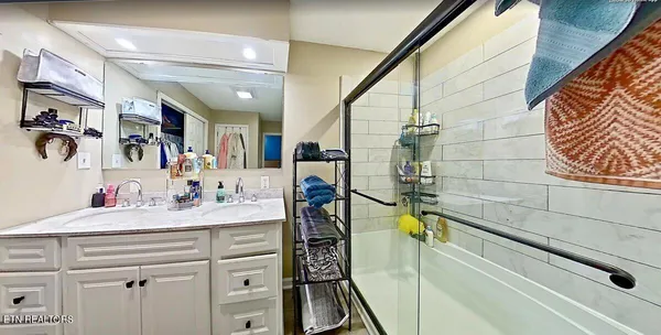 $485,000 | 1414 Rosalyn Drive, Knoxville, TN 37914