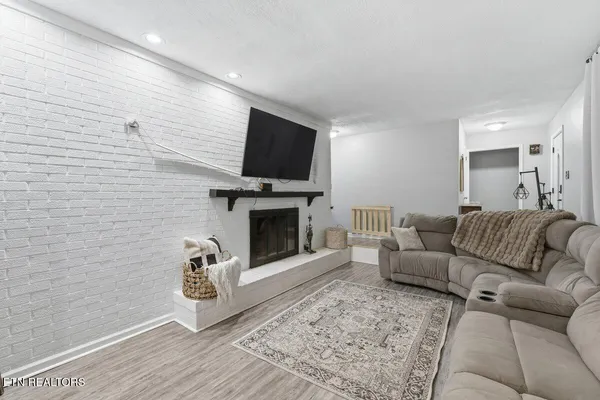 $485,000 | 1414 Rosalyn Drive, Knoxville, TN 37914