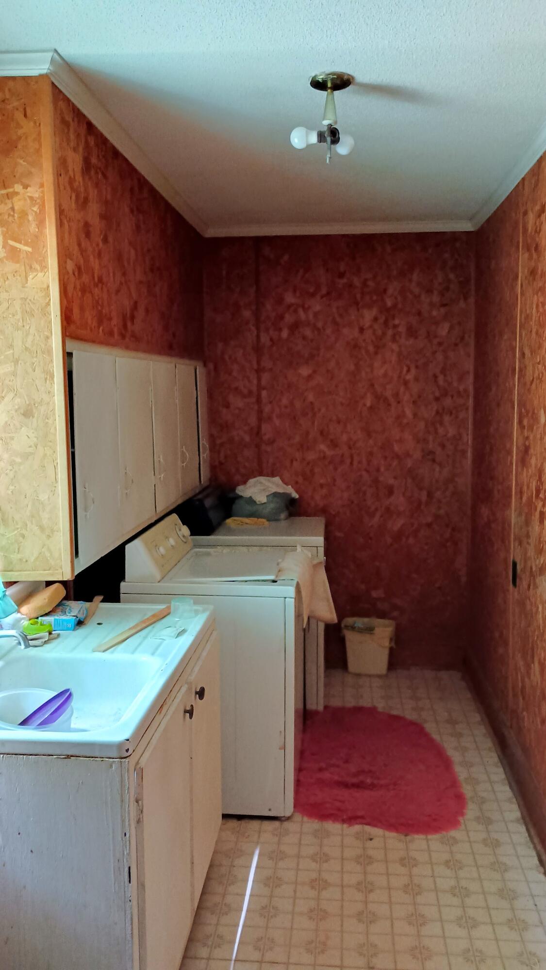 934 Bobwhite Trail Hampton, SC 29924 - Photo 12 of 27 Laundry