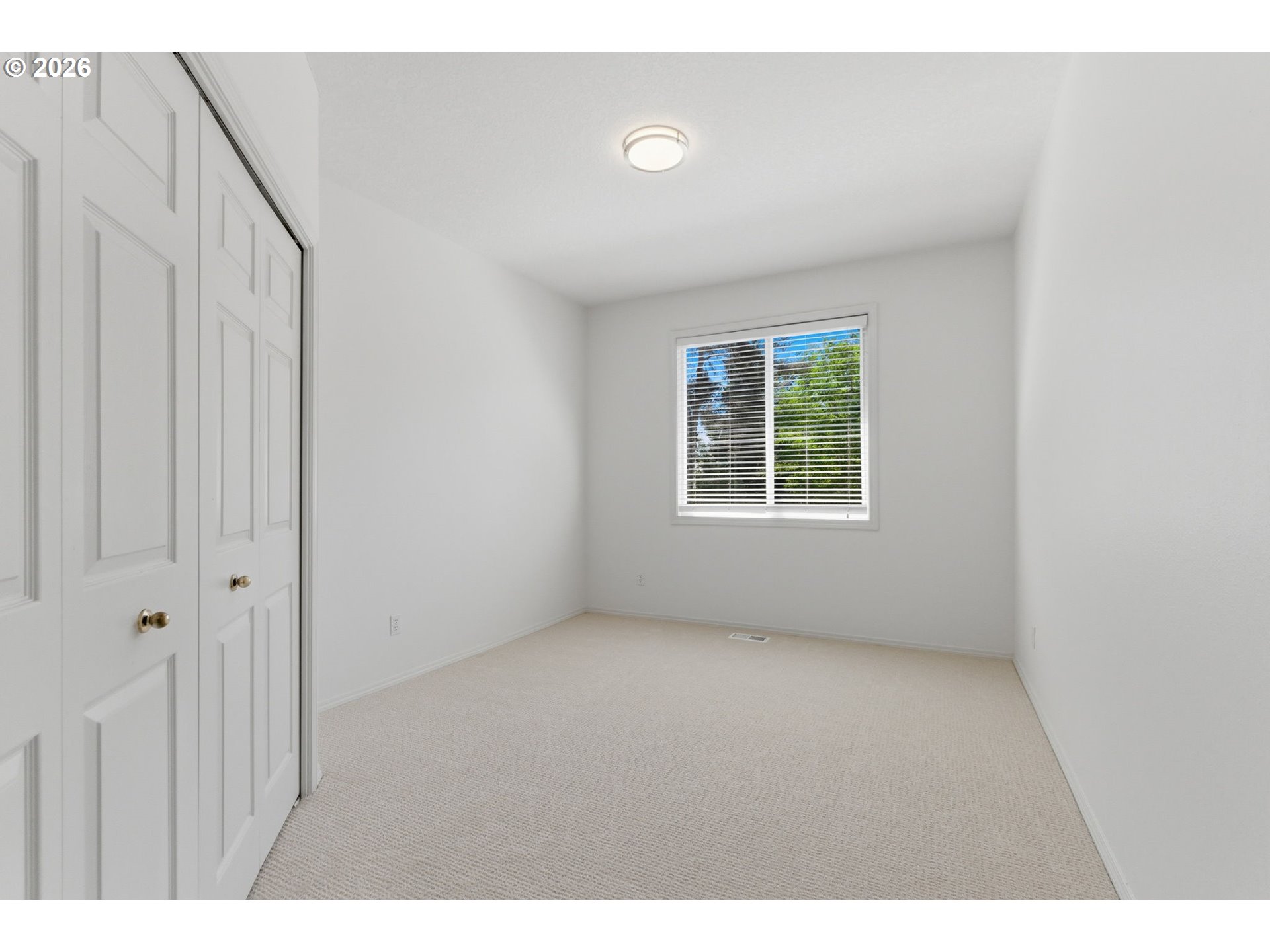 5914 Southwest Kruse Ridge Drive Portland, OR 97219 - Photo 33 of 43 Gallery Image 33