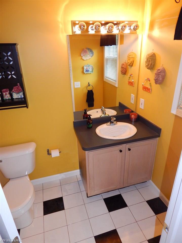 1793 Hampton Road Grosse Pointe Woods, MI 48236 - Photo 17 of 69 Gallery Image 17