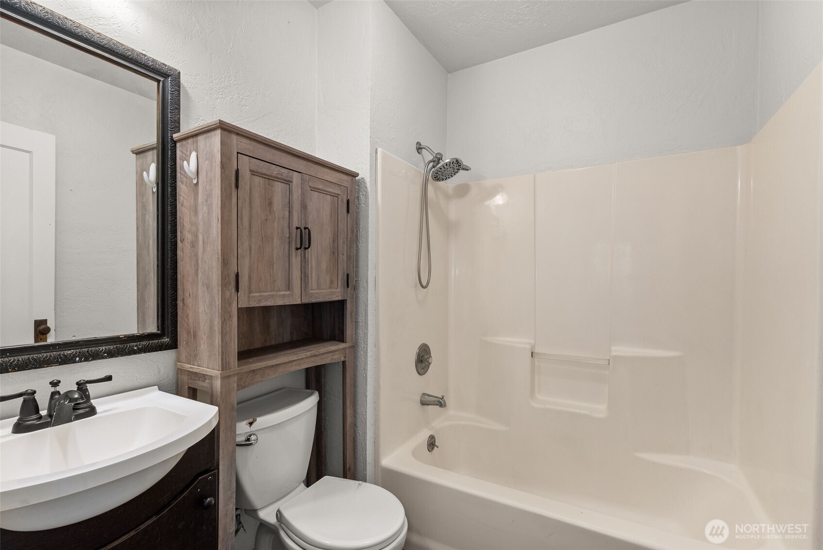 499 Southwest Chehalis Avenue Chehalis, WA 98532 - Photo 16 of 26