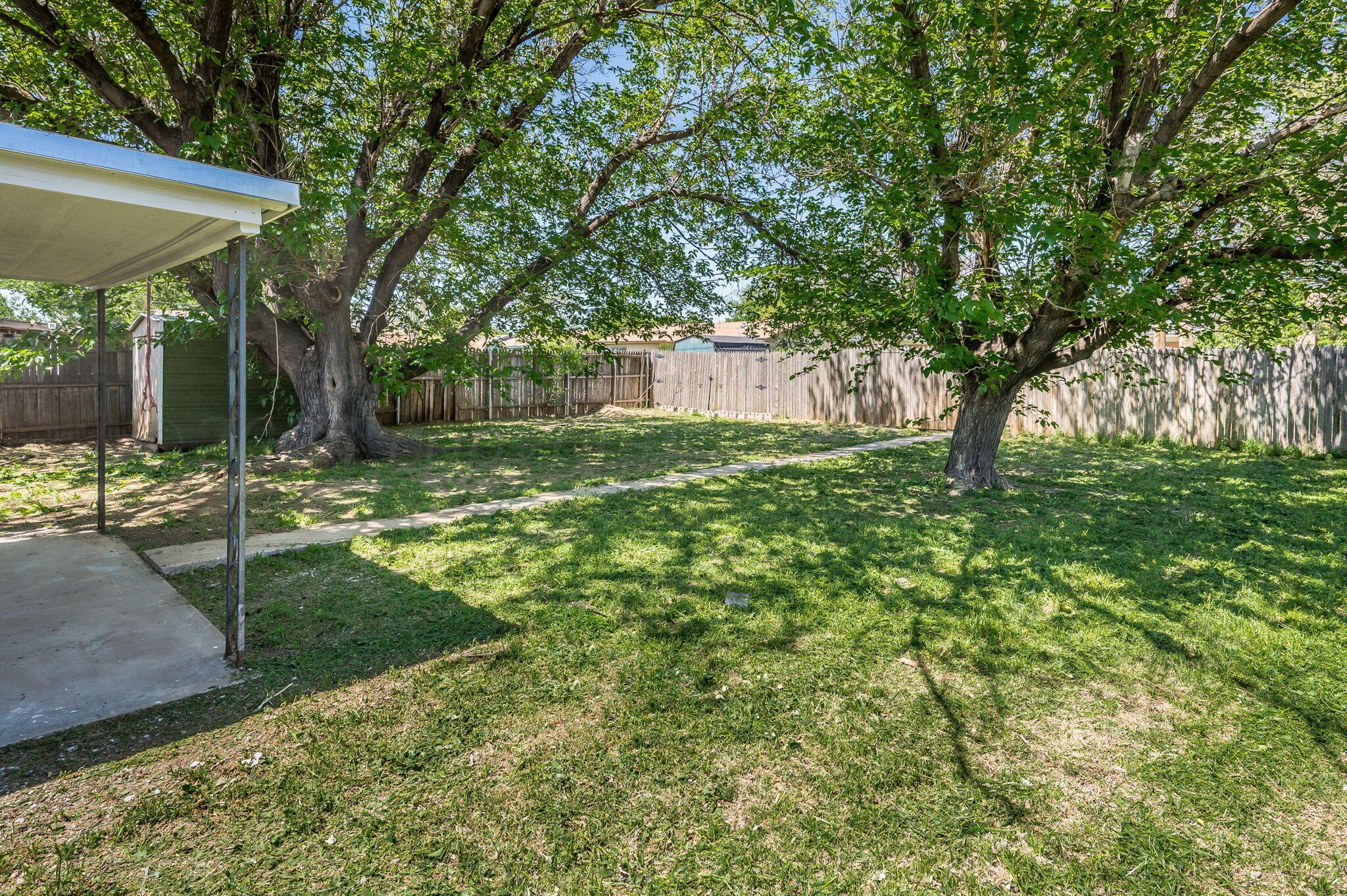 5108 Temple Drive Amarillo, TX 79110 - Photo 17 of 19 Back Yard