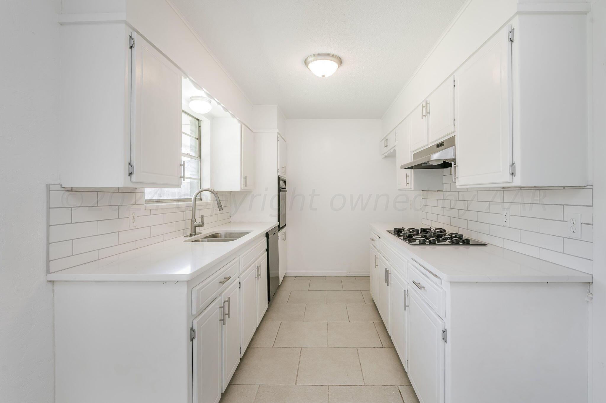 5108 Temple Drive Amarillo, TX 79110 - Photo 2 of 19 Kitchen