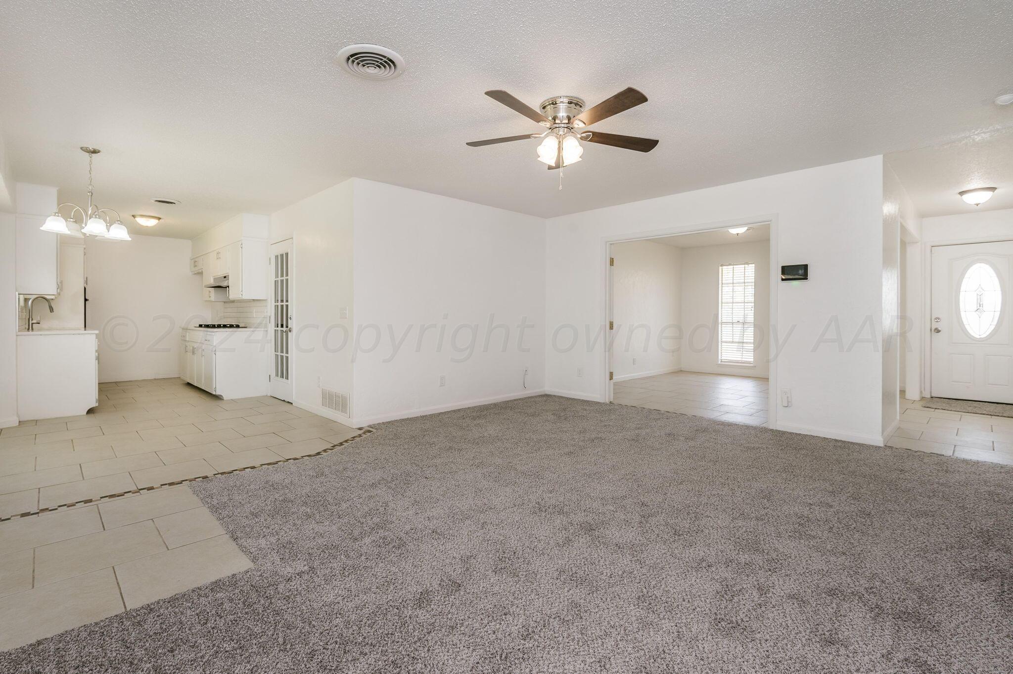 5108 Temple Drive Amarillo, TX 79110 - Photo 6 of 19 Living Room-2