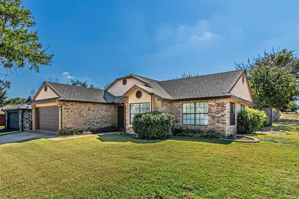 $363,000 | 4100 Staghorn Circle North, Fort Worth, TX 76137