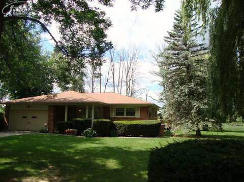 1036 Ramsgate Road Flint, MI 48532 - Photo 33 of 39 20367530-33.JPG