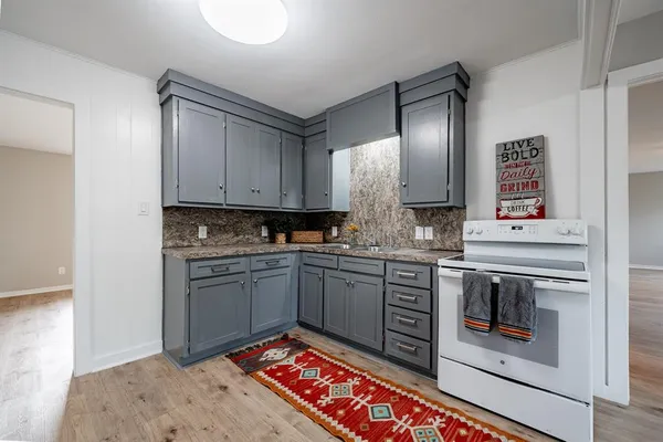 $179,900 | 912 South Anson Street, Stamford, TX 79553