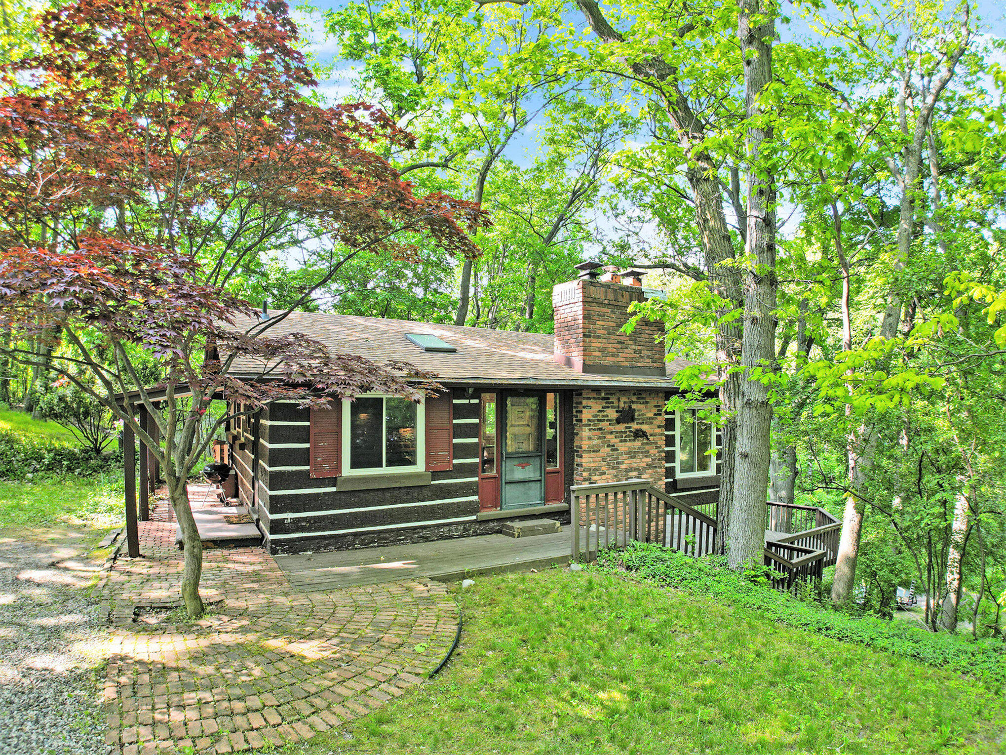 8721 Onandaga Road Clarkston, MI 48348 - Photo 30 of 34 030_dji_0117_285