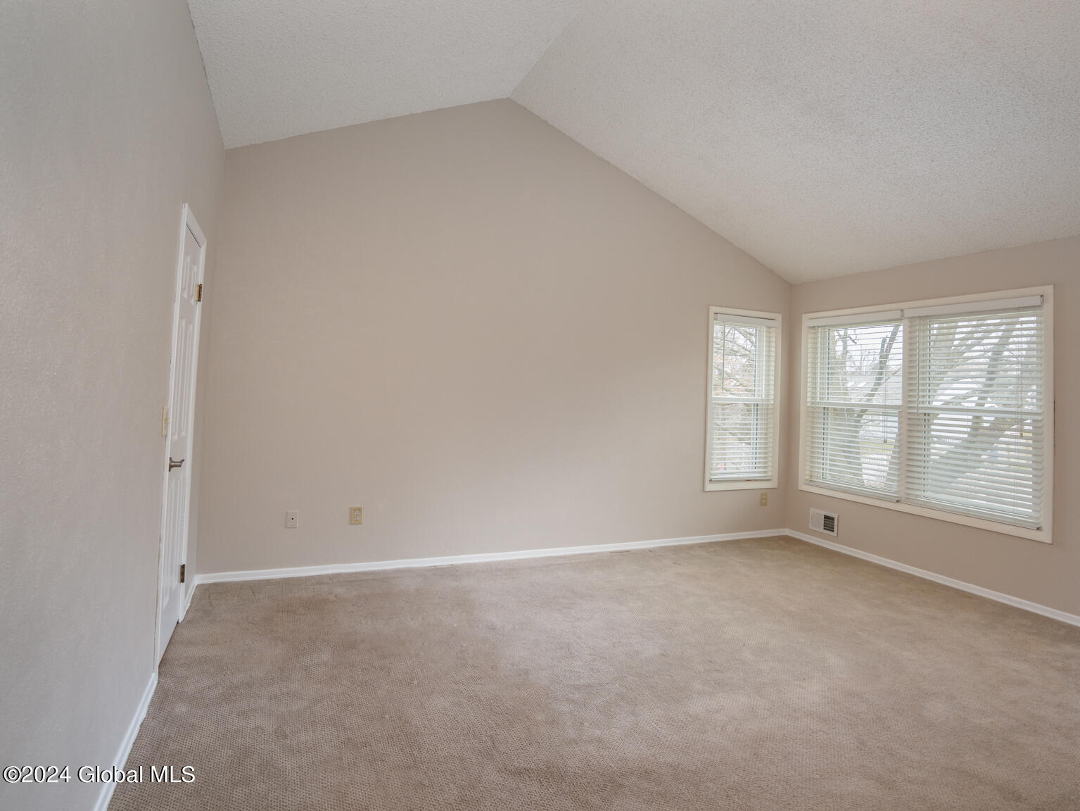 14 Capitol Place Rensselaer, NY 12144 - Photo 19 of 29 DSC01961-Edit