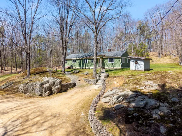 $449,000 | 186 Clay Hill Road, York, ME 03902