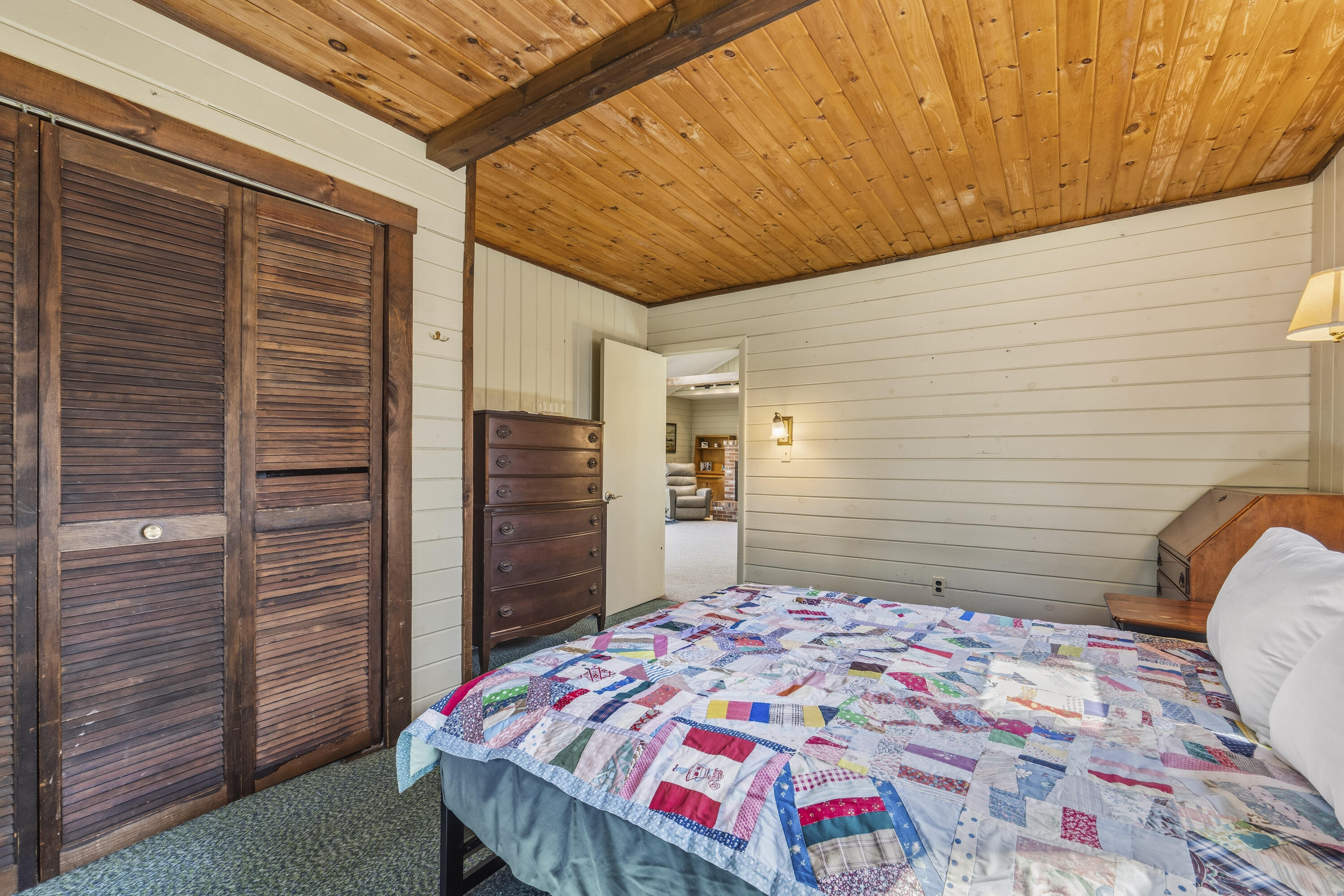 186 Clay Hill Road York, ME 03902 - Photo 26 of 35 Bedroom