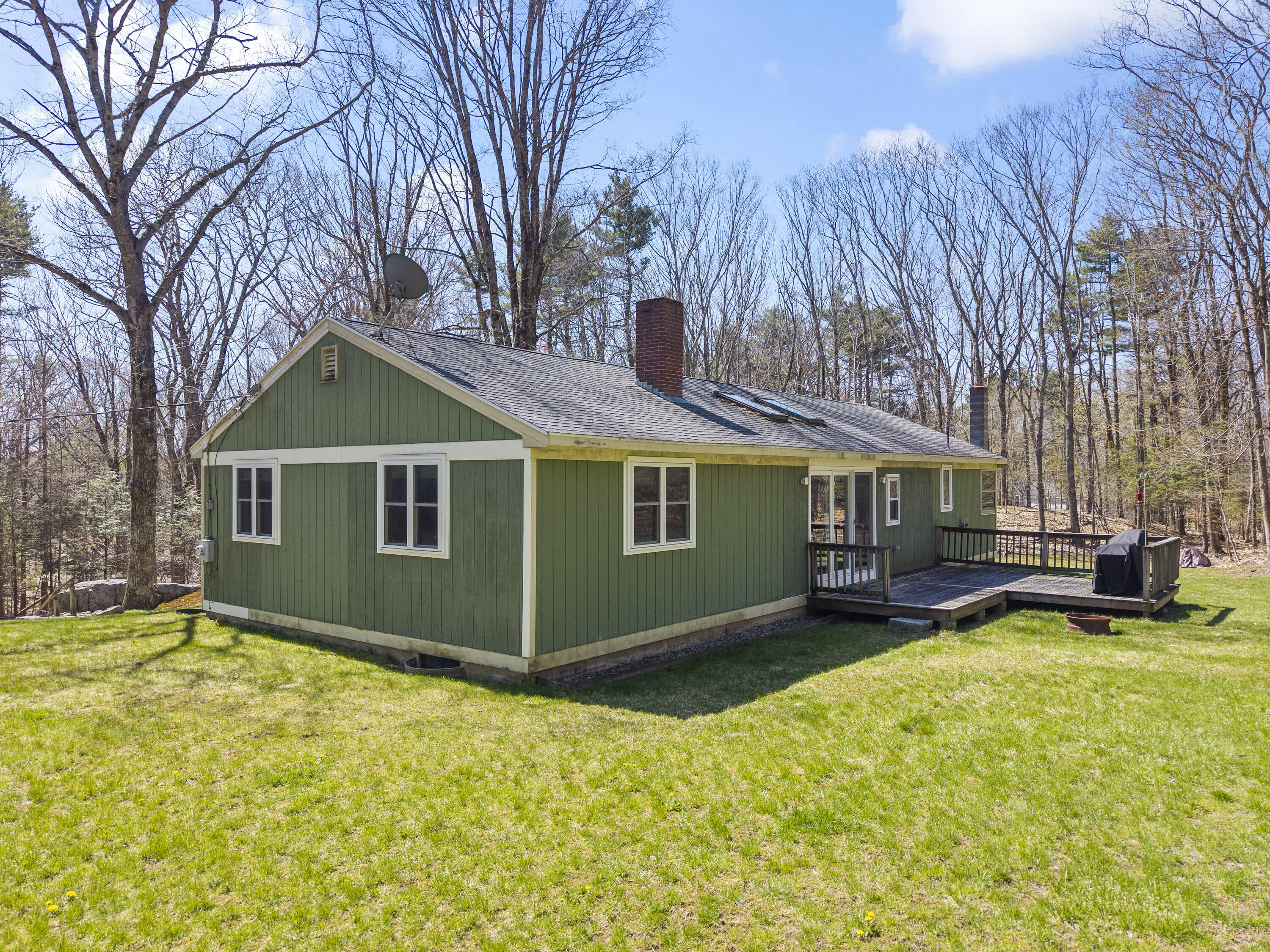 186 Clay Hill Road York, ME 03902 - Photo 3 of 35 Exterior Rear