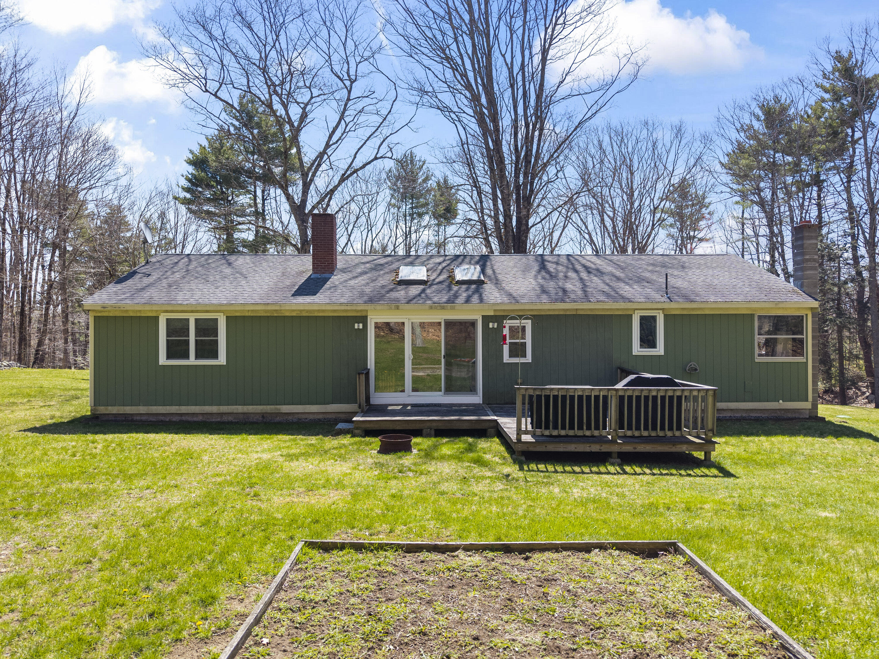 186 Clay Hill Road York, ME 03902 - Photo 5 of 35 Exterior Rear