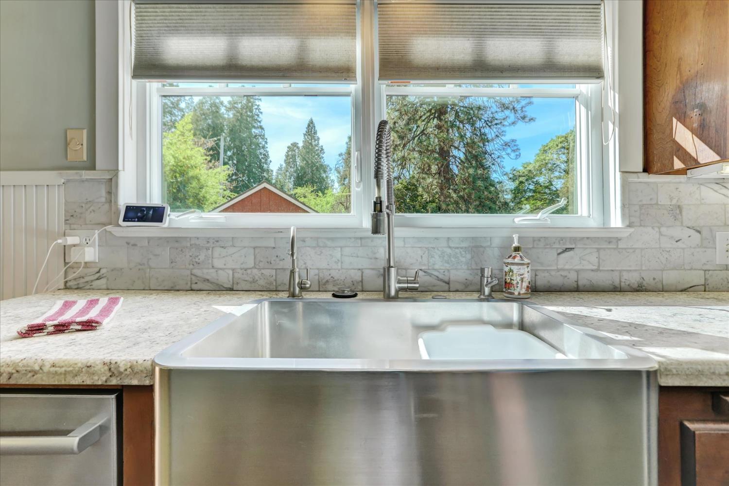 12562 Rough And Ready Highway Grass Valley, CA 95945 - Photo 23 of 99