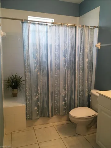 $4,000 | 500 Robin Hood Circle, Unit 202, Naples, FL 34104