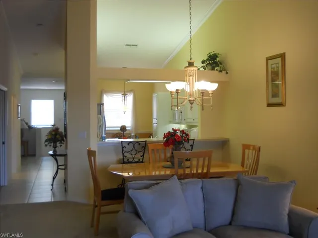 $4,000 | 500 Robin Hood Circle, Unit 202, Naples, FL 34104