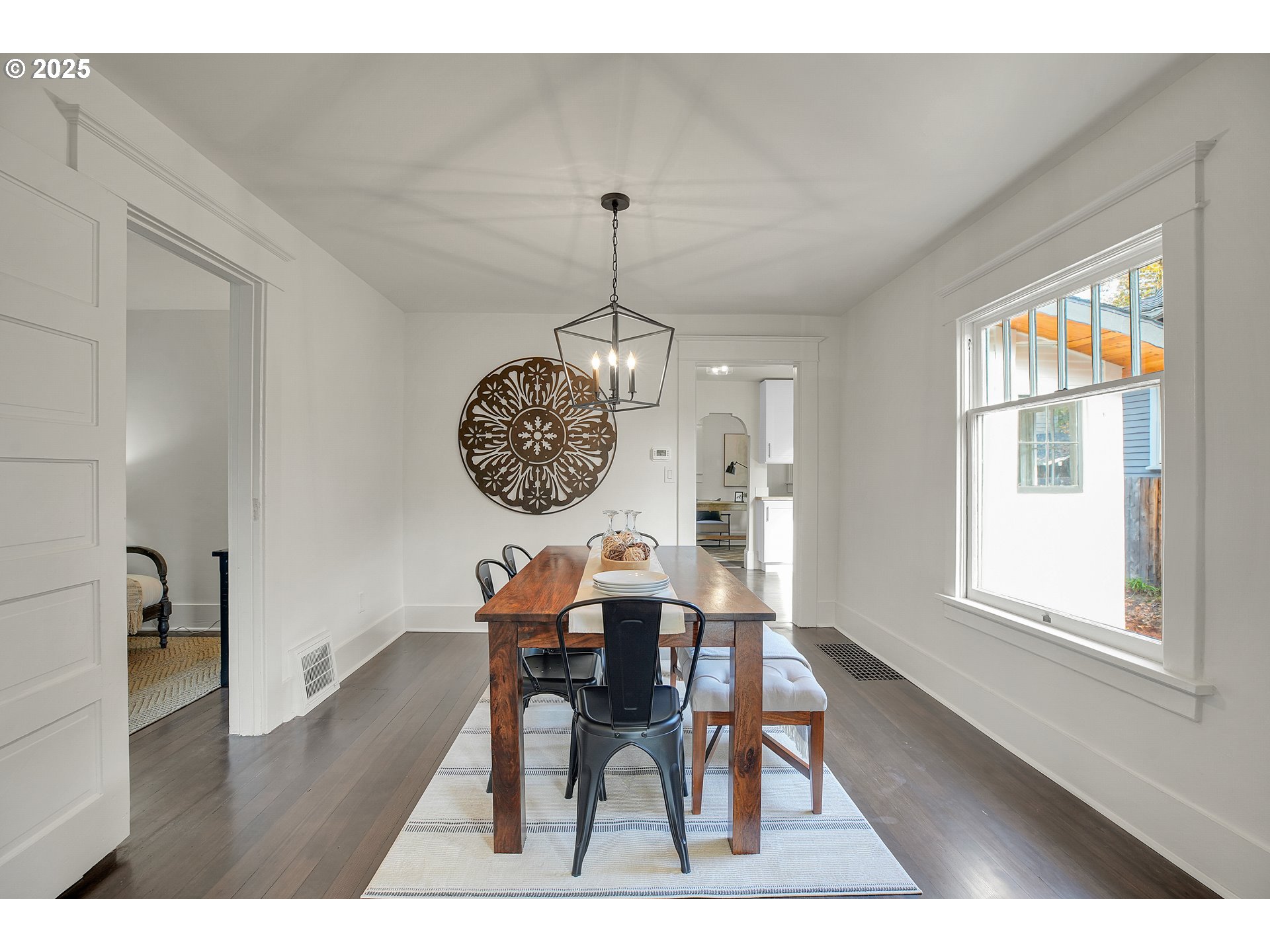 3743 Southeast Franklin Street Portland, OR 97202 - Photo 11 of 46 Dining Room