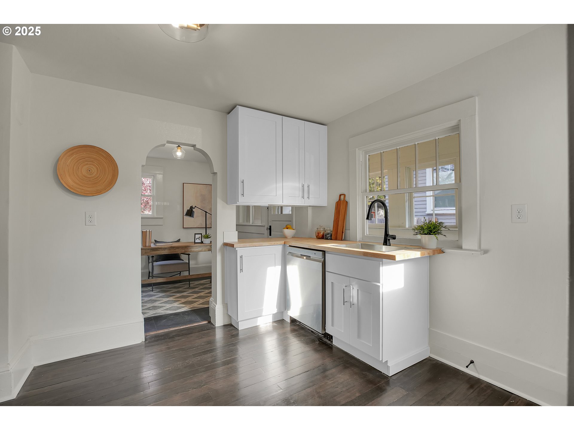 3743 Southeast Franklin Street Portland, OR 97202 - Photo 14 of 46 Kitchen