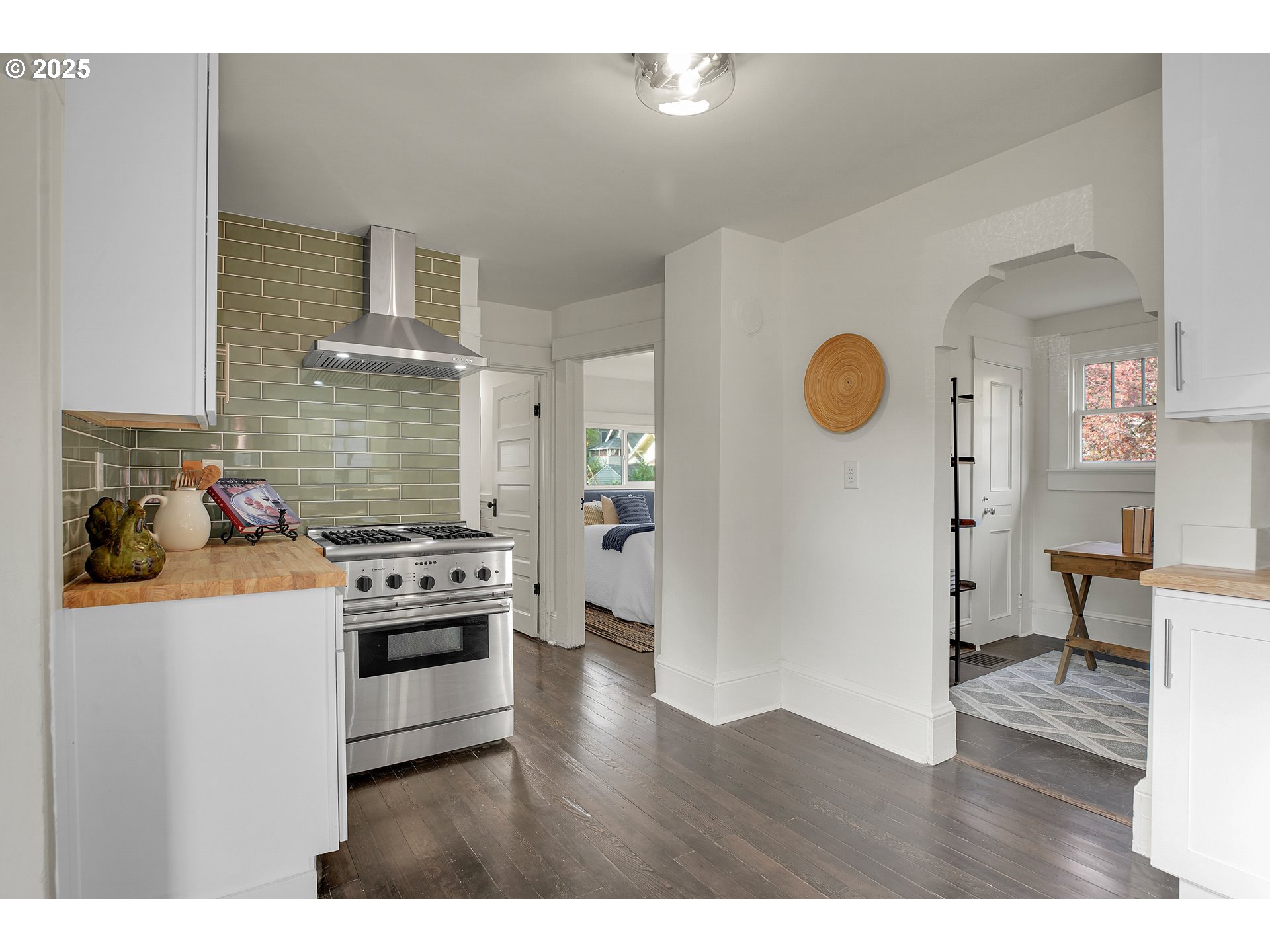 3743 Southeast Franklin Street Portland, OR 97202 - Photo 15 of 46 Kitchen