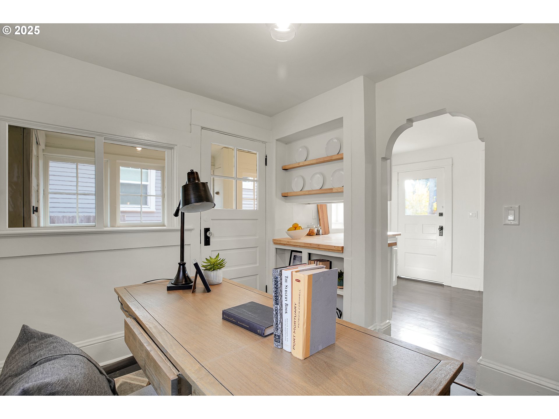 3743 Southeast Franklin Street Portland, OR 97202 - Photo 27 of 46 Staircase