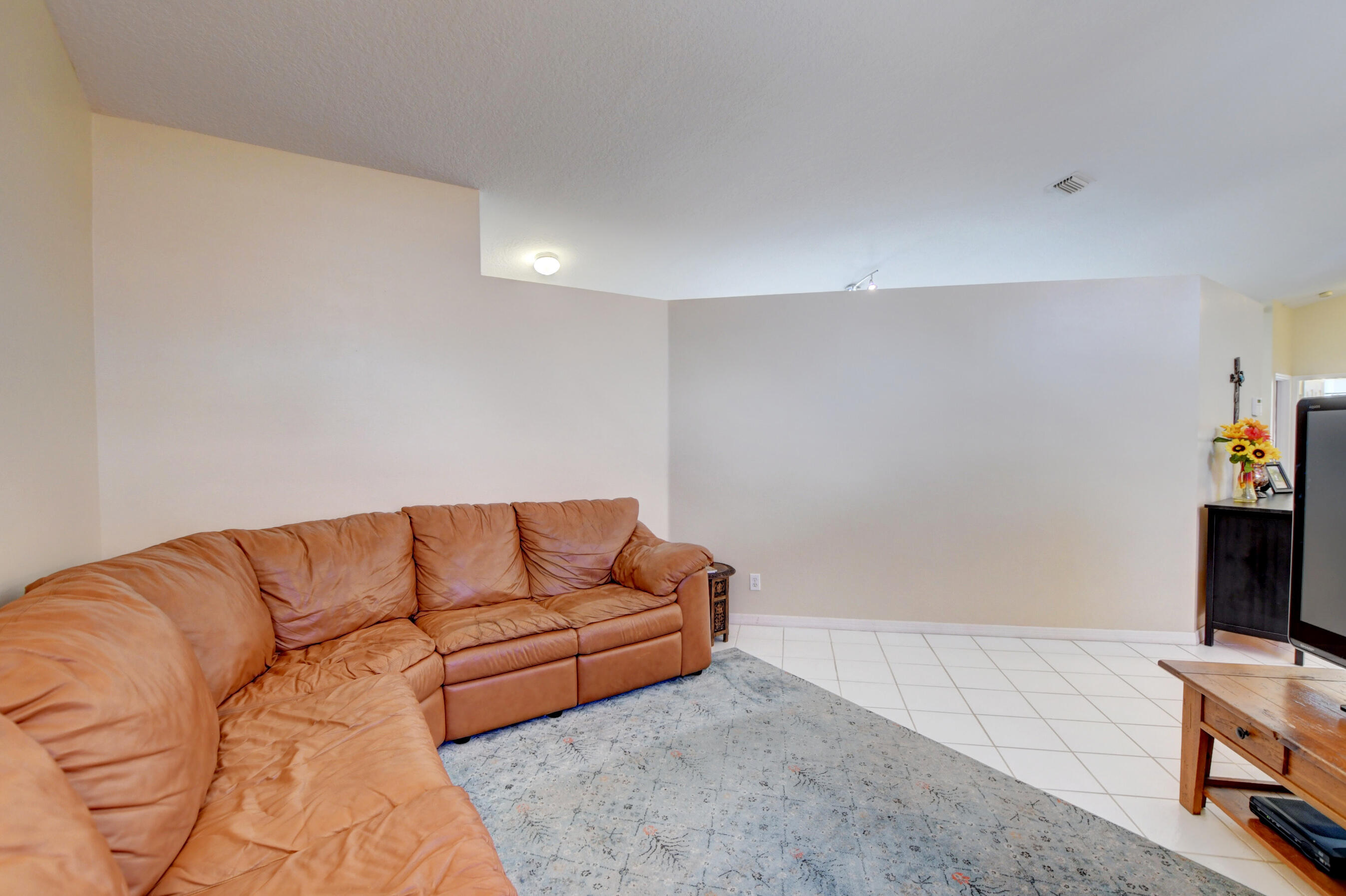 11209 Harbour Springs Circle Boca Raton, FL 33428 - Photo 9 of 42 09_ebf_4055and4more