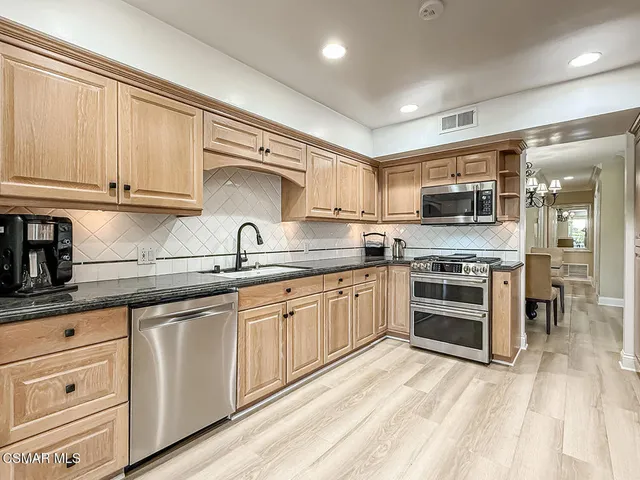 $5,500 | 30705 Davey Jones Drive, Agoura Hills, CA 91301