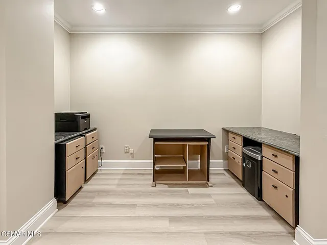 $5,500 | 30705 Davey Jones Drive, Agoura Hills, CA 91301