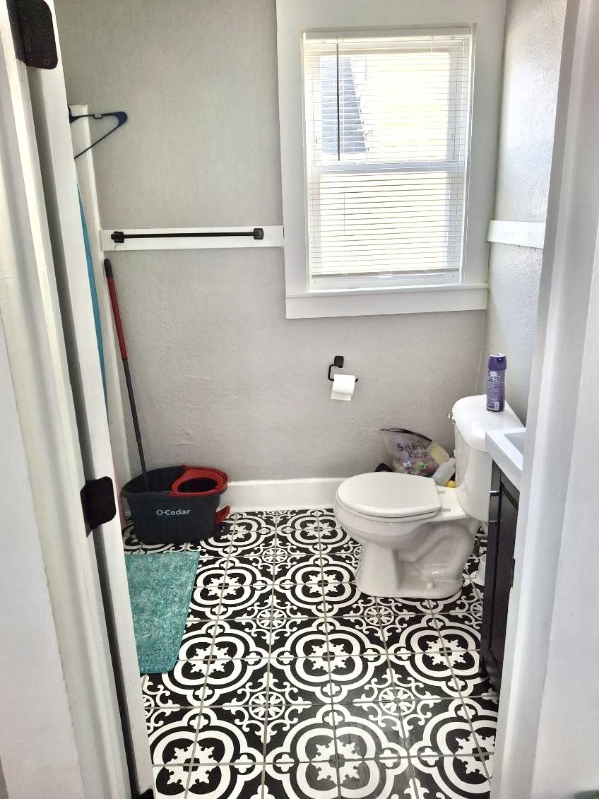 504 Ceape Avenue Oshkosh, WI 54901 - Photo 9 of 15