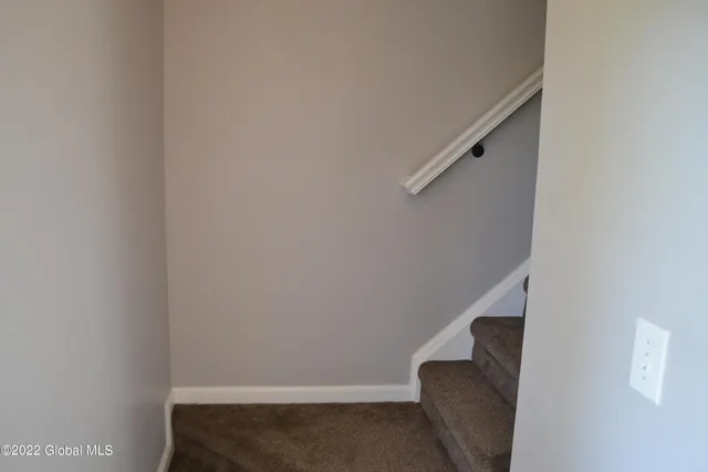 $446,900 | 60 Colonial Road, Stillwater, NY 12170