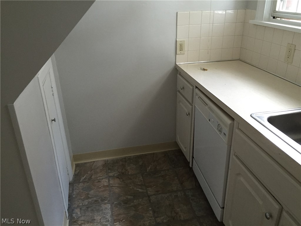 3686 Daleford Road, Unit UP Cleveland, OH 44120 - Photo 7 of 13