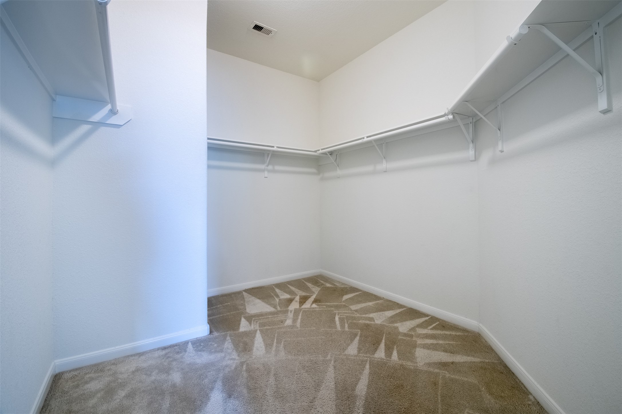 29510 Legends Branch Lane Spring, TX 77386 - Photo 21 of 47 Primary bedroom - Walk in closet first floor.