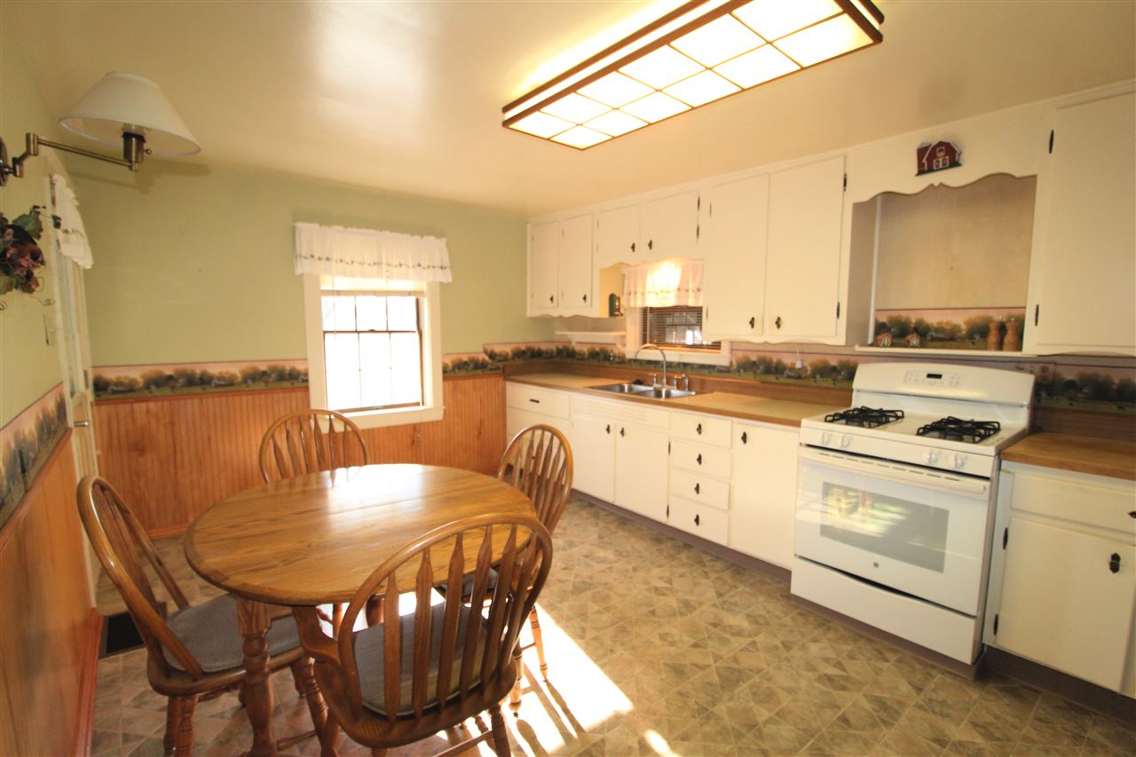 5476 Raubinger Road Swartz Creek, MI 48473 - Photo 6 of 20 50002148-5.JPG