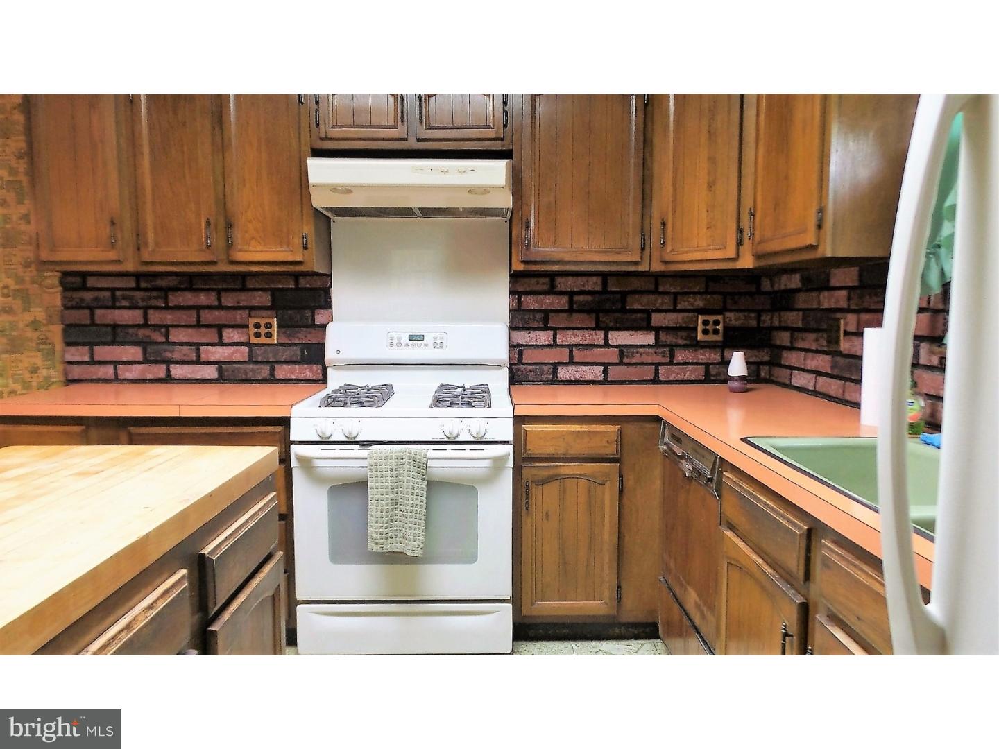 20 Cuthbert Road Riverton, NJ 08077 - Photo 9 of 25 Gallery Image 9