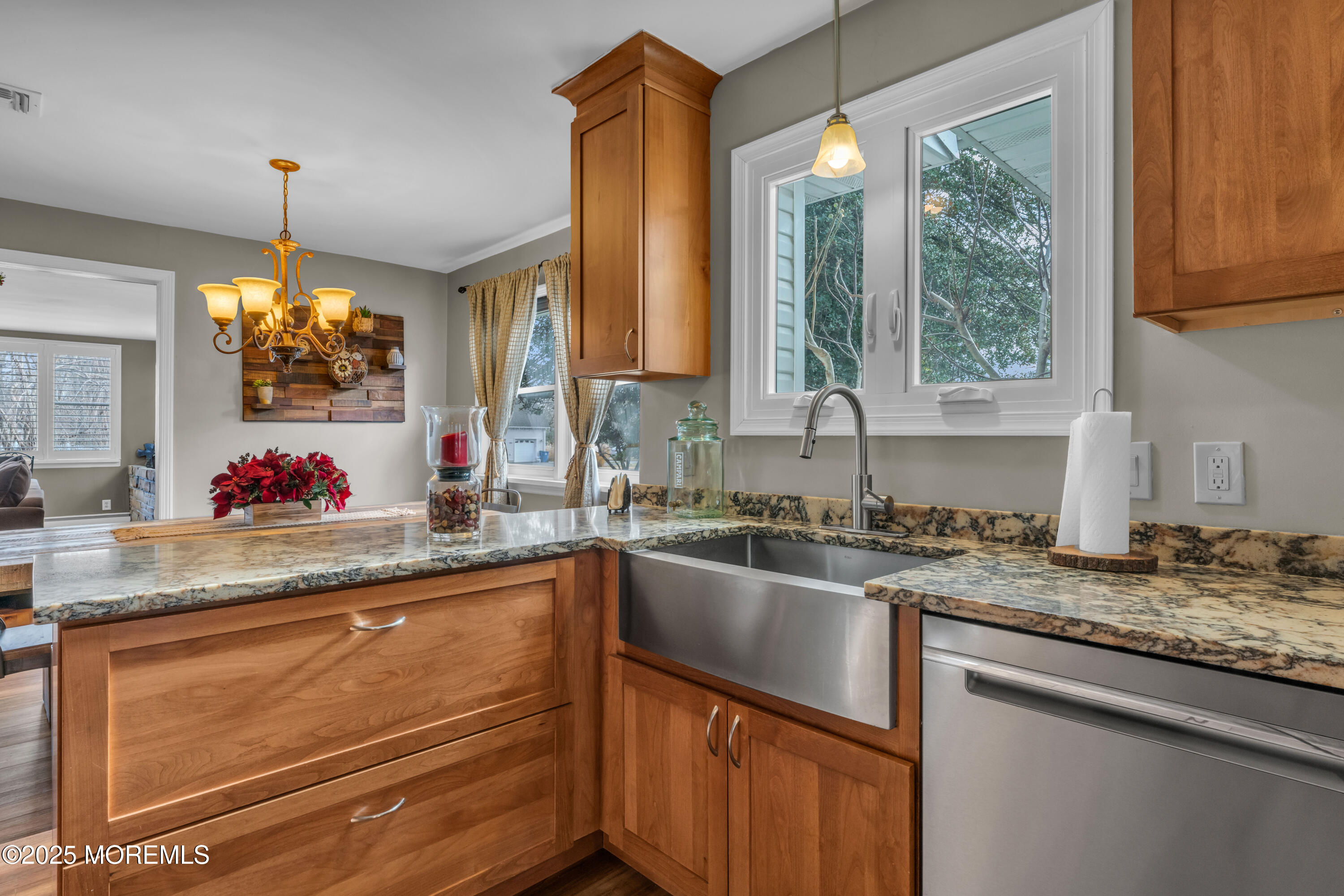 788 Poole Avenue Hazlet, NJ 07730 - Photo 21 of 31 photos_high_resolution_HOM09503