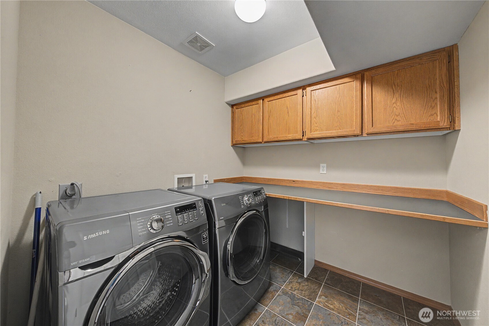 1929 Hideaway Place Wenatchee, WA 98801 - Photo 23 of 35 a utility room with dryer and washer